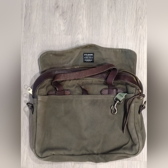 Filson Rugged Twill Briefcase - Picture 4 of 8